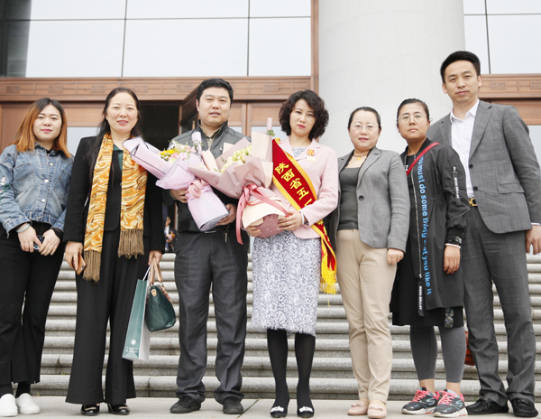 2013年出任西京学院校长以来,任芳以创新精神为引领,深耕学校内部